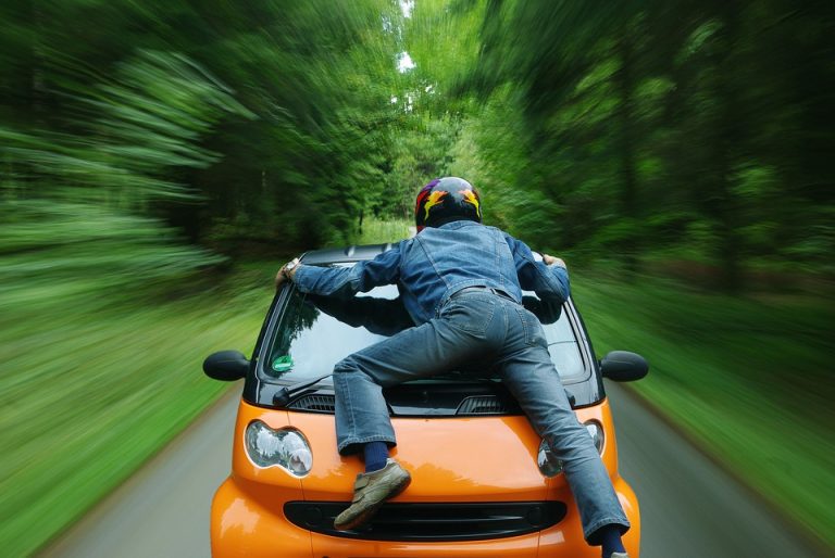 Kaplja vas – poškodovan motorist