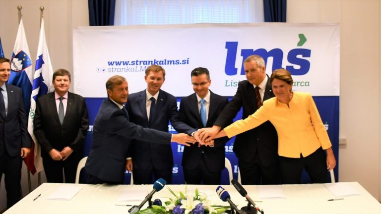 Dražji domovi za ostarele zaradi dviga minimalnih plač – vladajoča koalicija, vas ni sram?