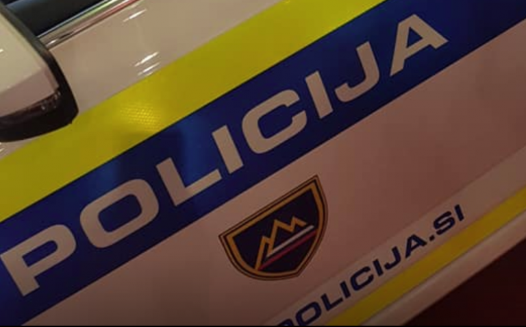 Včeraj so policisti obravnavali 14 prometnih nesreč z materialno škodo