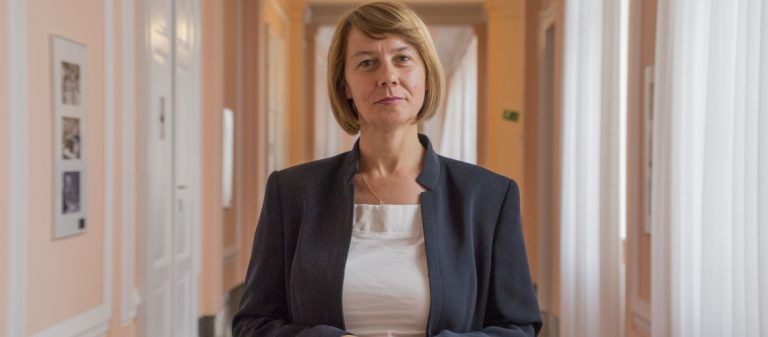 Očitno je, da dr. Asta Vrečko ni ministrica za kulturo, ampak ministrica za kulturni boj