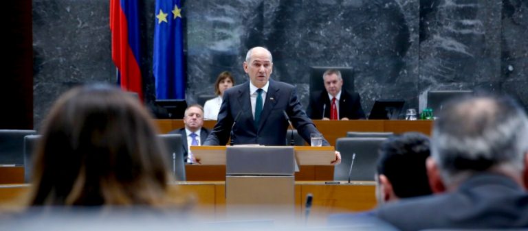 Janez Janša dobil 52 glasov za mandatarja!