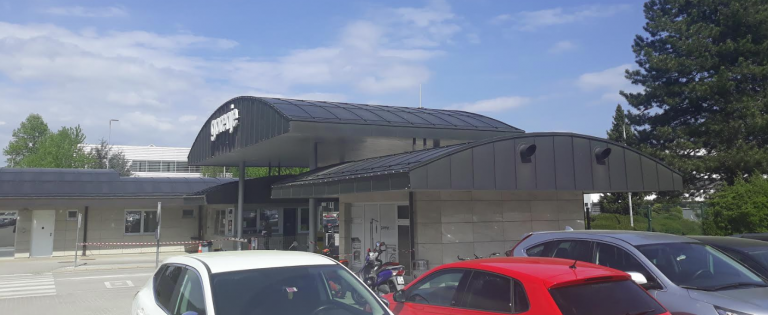 Velenje – policija prosi očividce, da pojasnijo kaj se je včeraj dogajalo pred vhodom v Gorenje!