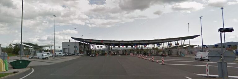 Odlok o določitvi pogojev vstopa v Slovenijo