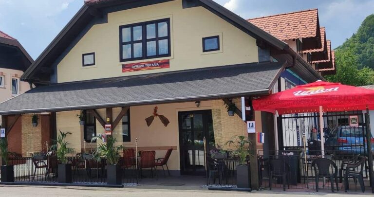 Novost v Mozirju – ob petkih živa glasba