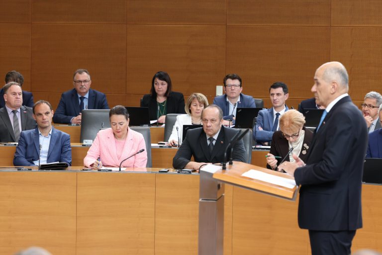 Interpelacija vlade Roberta Goloba