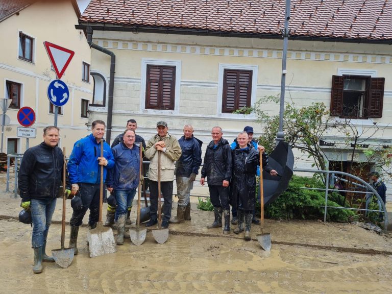 Poslanci SDS pomagali na območju Savinjske doline!