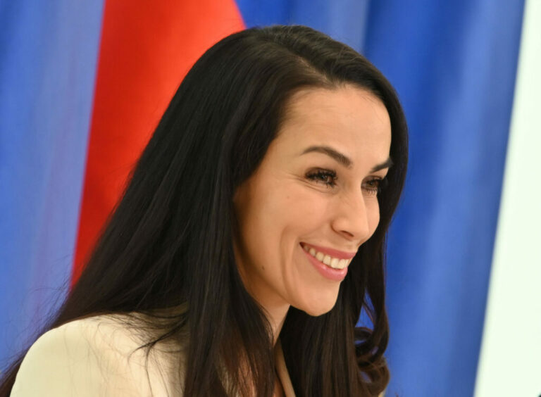 Dr. Andrej Perko: “Tina se ima za središče sveta”